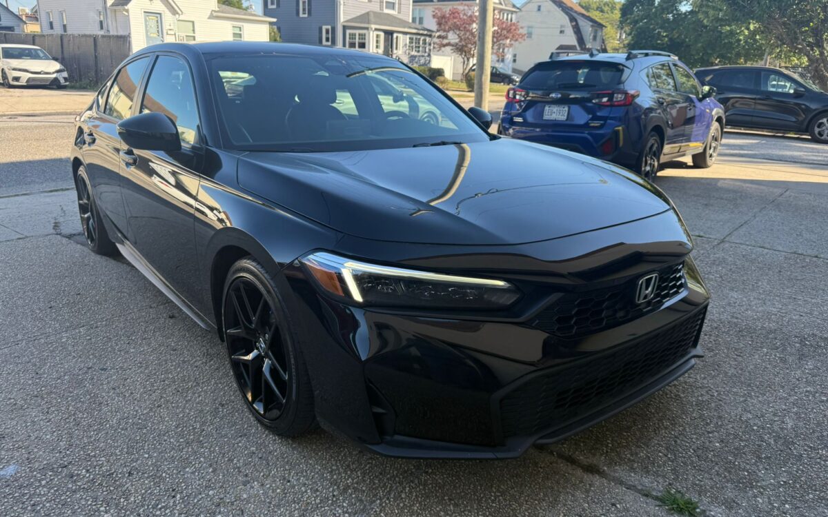 2025 Honda Civic Hatchback Sport's photo