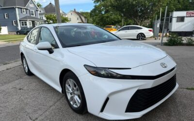 2025 Toyota Camry LE Hybrid