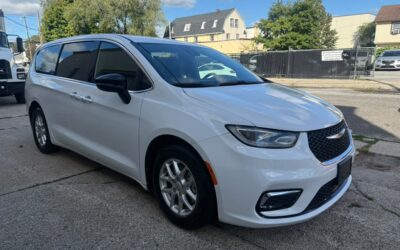 2025 Chrysler Pacifica Select